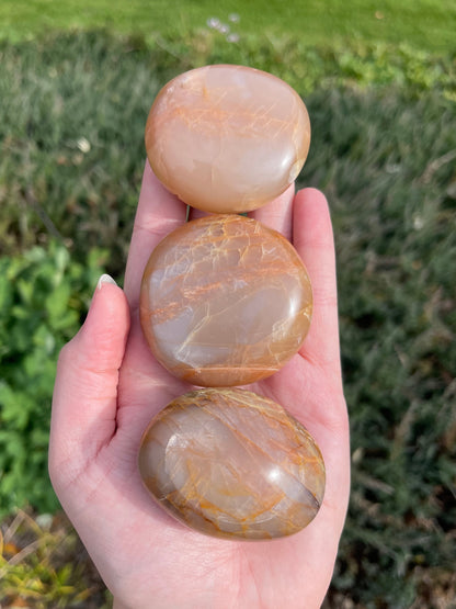 Flashy Peach Moonstone Palmstone